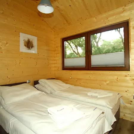 Kemp Caloroczny Drewniany Superior I Eko-oaza W Krynica Morska-piaski Nowa Karczma (Nowy Dwor Gdanski)