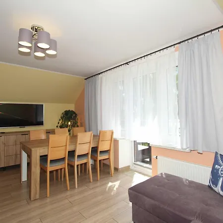 Campsite Caloroczny Drewniany Superior I Eko-oaza W Krynica Morska-piaski Nowa Karczma (Nowy Dwor Gdanski)