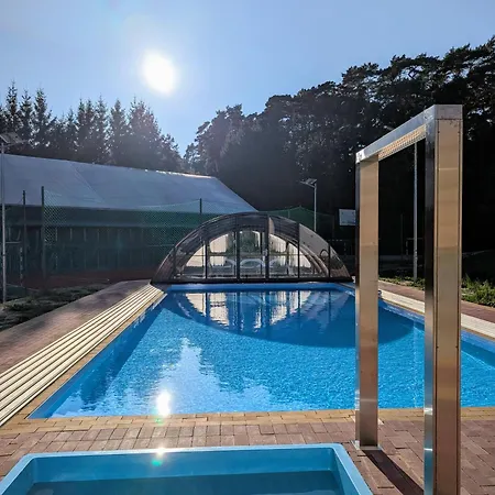 Kemp Caloroczny Drewniany Superior I Eko-oaza W Krynica Morska-piaski *