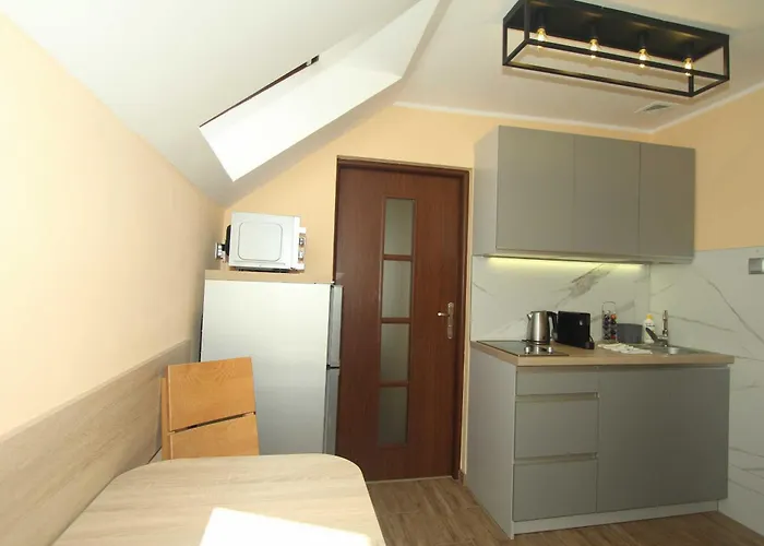 Camping Caloroczny Drewniany Superior I Eko-oaza W Krynica Morska-piaski