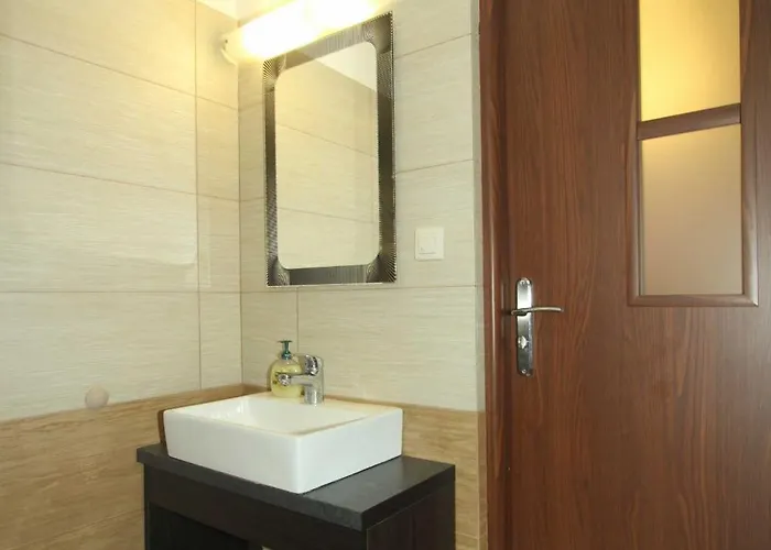 Camping Caloroczny Drewniany Superior I Eko-oaza W Krynica Morska-piaski