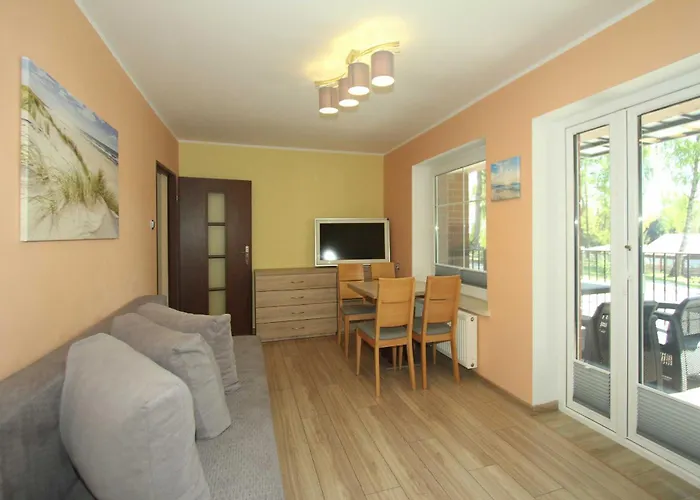 Camping Caloroczny Drewniany Superior I Eko-oaza W Krynica Morska-piaski *